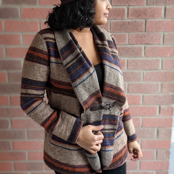 Wool Cardigan - Picture 4 of 4